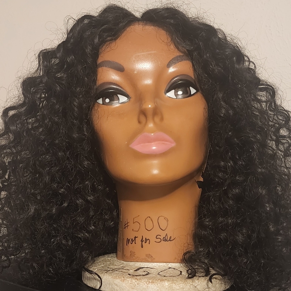 Bobbi Boss Kinky Curly Lace Wig